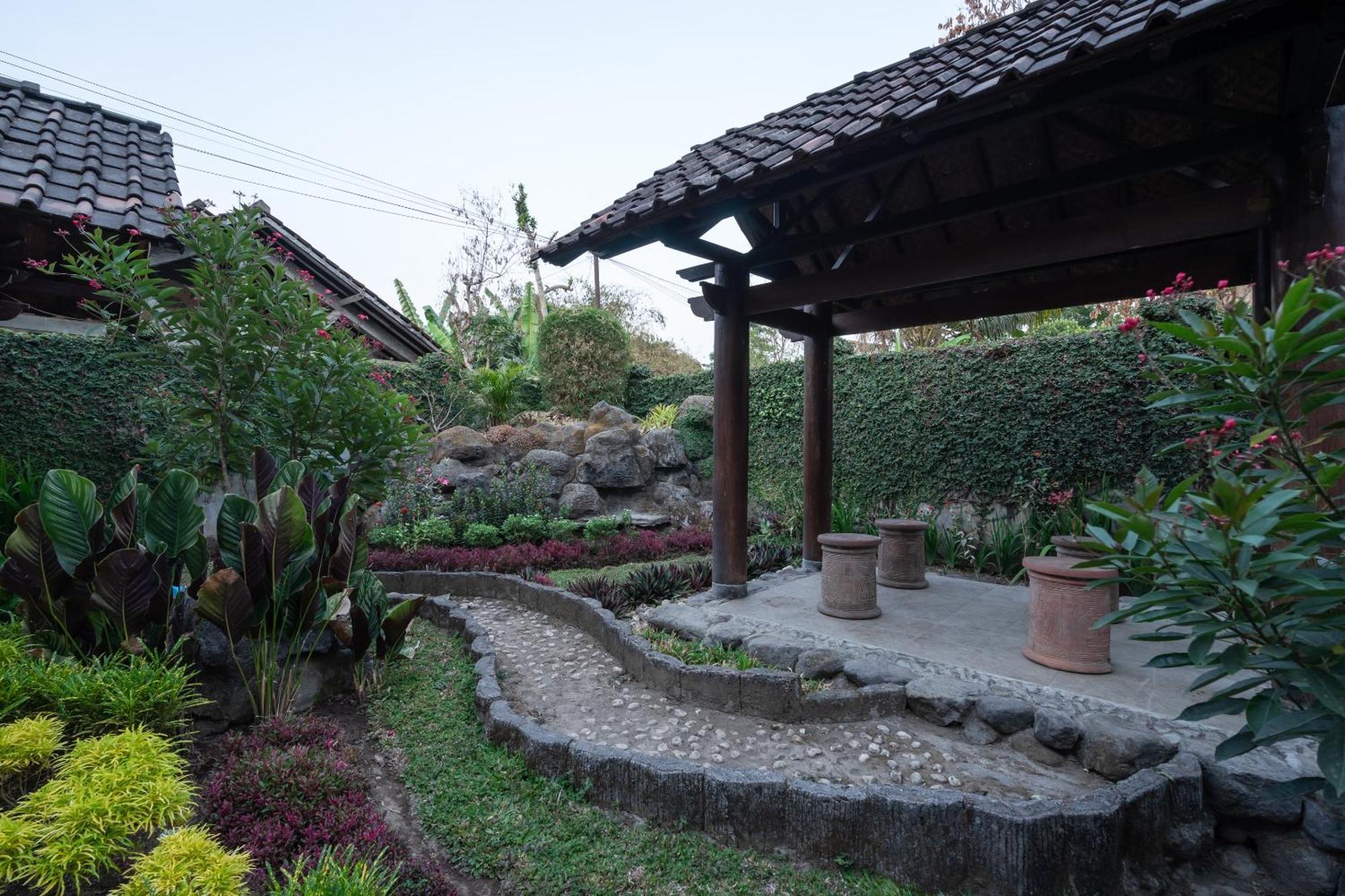 OYO 1778 Omah Duwet Hotel Beran Kidul Buitenkant foto
