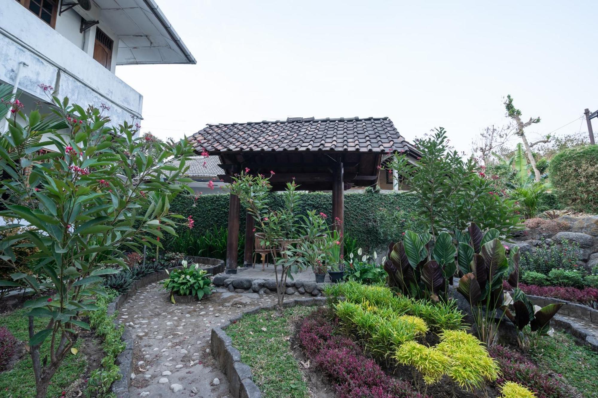 OYO 1778 Omah Duwet Hotel Beran Kidul Buitenkant foto