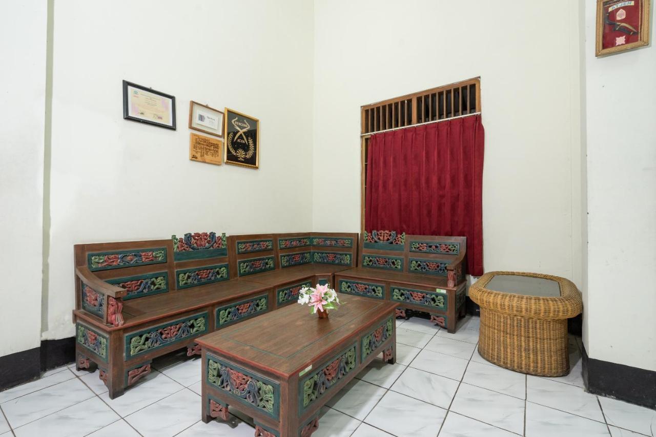 OYO 1778 Omah Duwet Hotel Beran Kidul Buitenkant foto